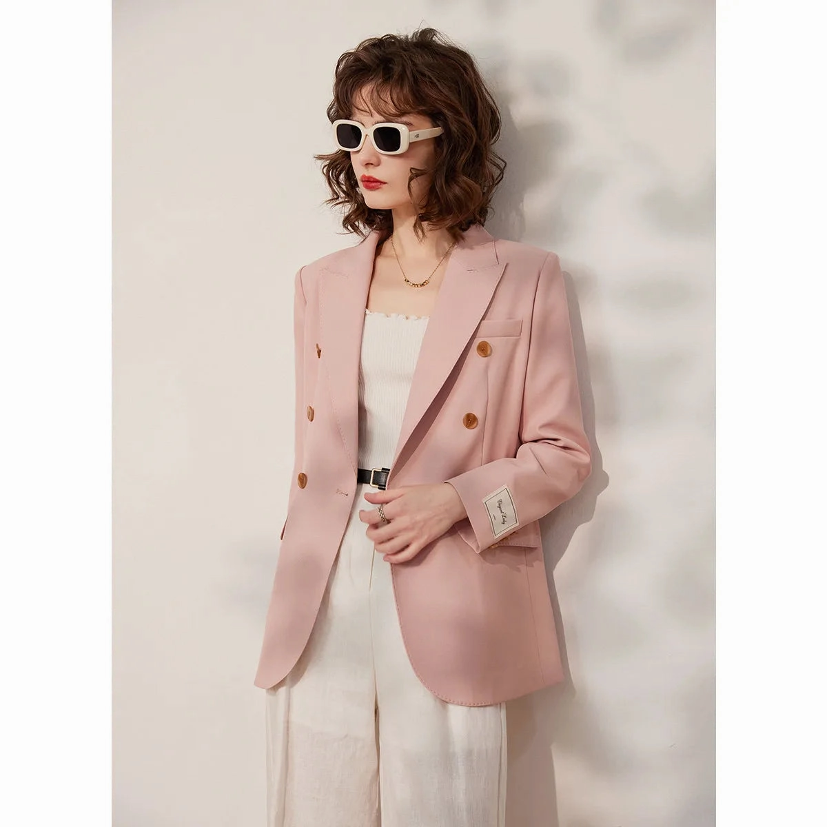 Tapered Hem Spring Pink Double Breasted Blazer for Women - Stylish Office Suit Jacket