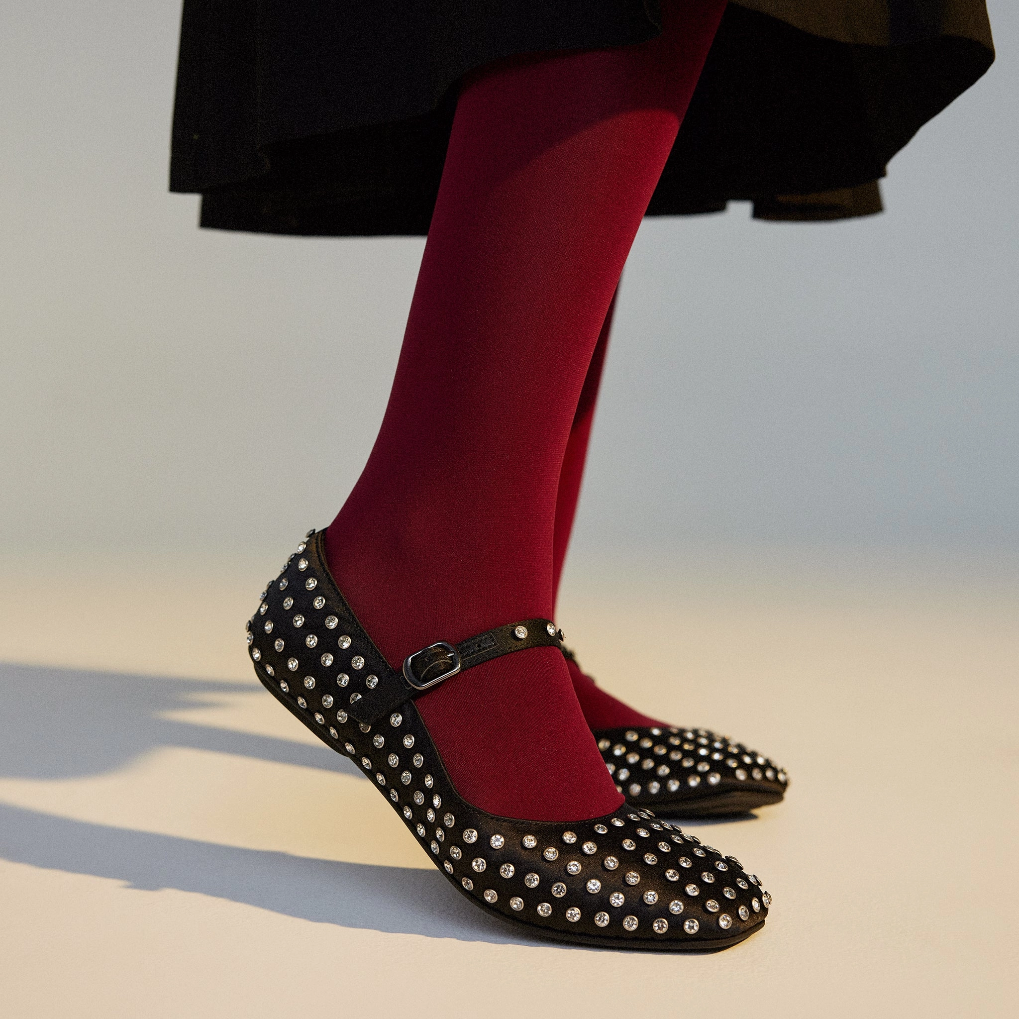 Ballet MJ Square Toe Blk Rhinestone Heel Hug