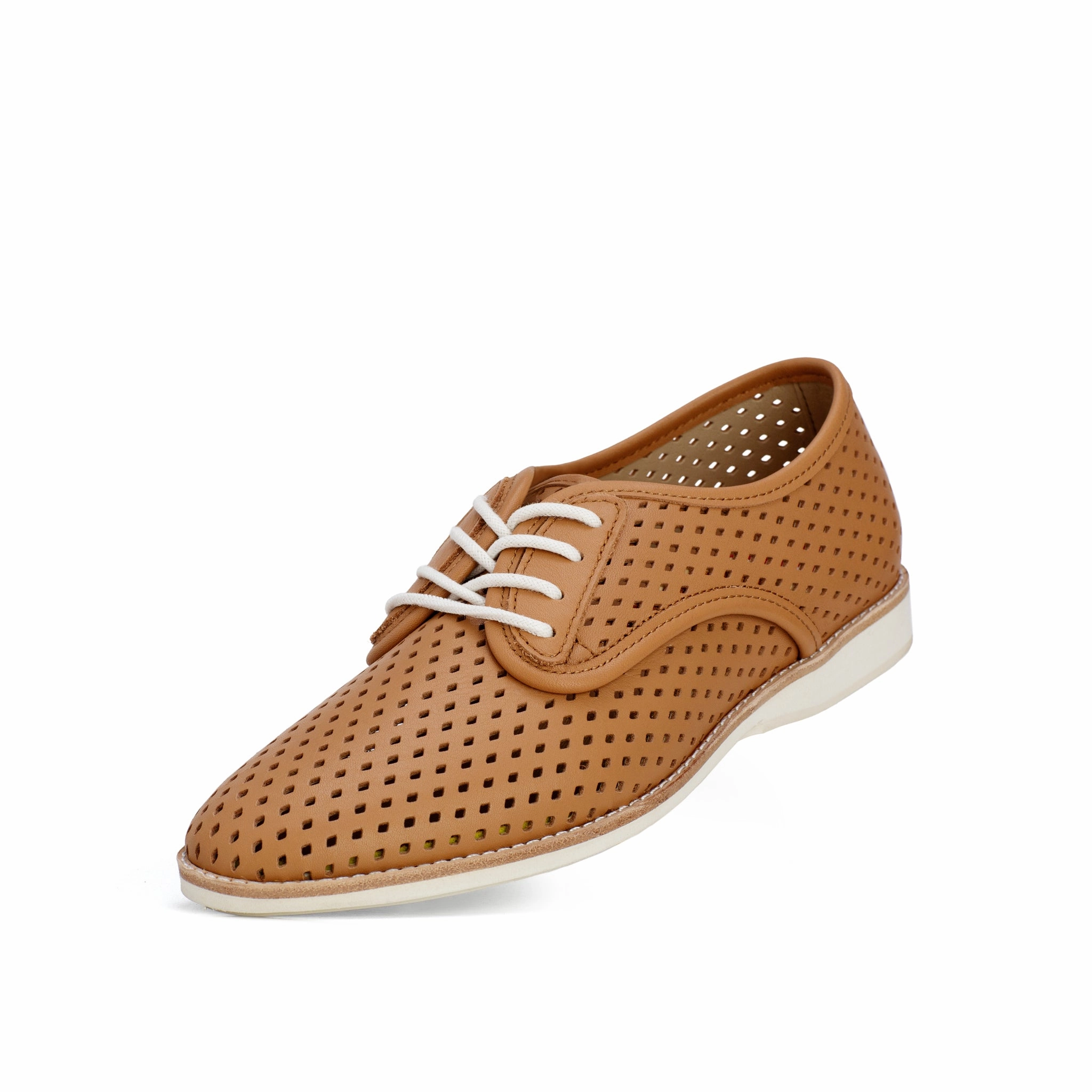 Derby Punch Soft Tan Patent Shine