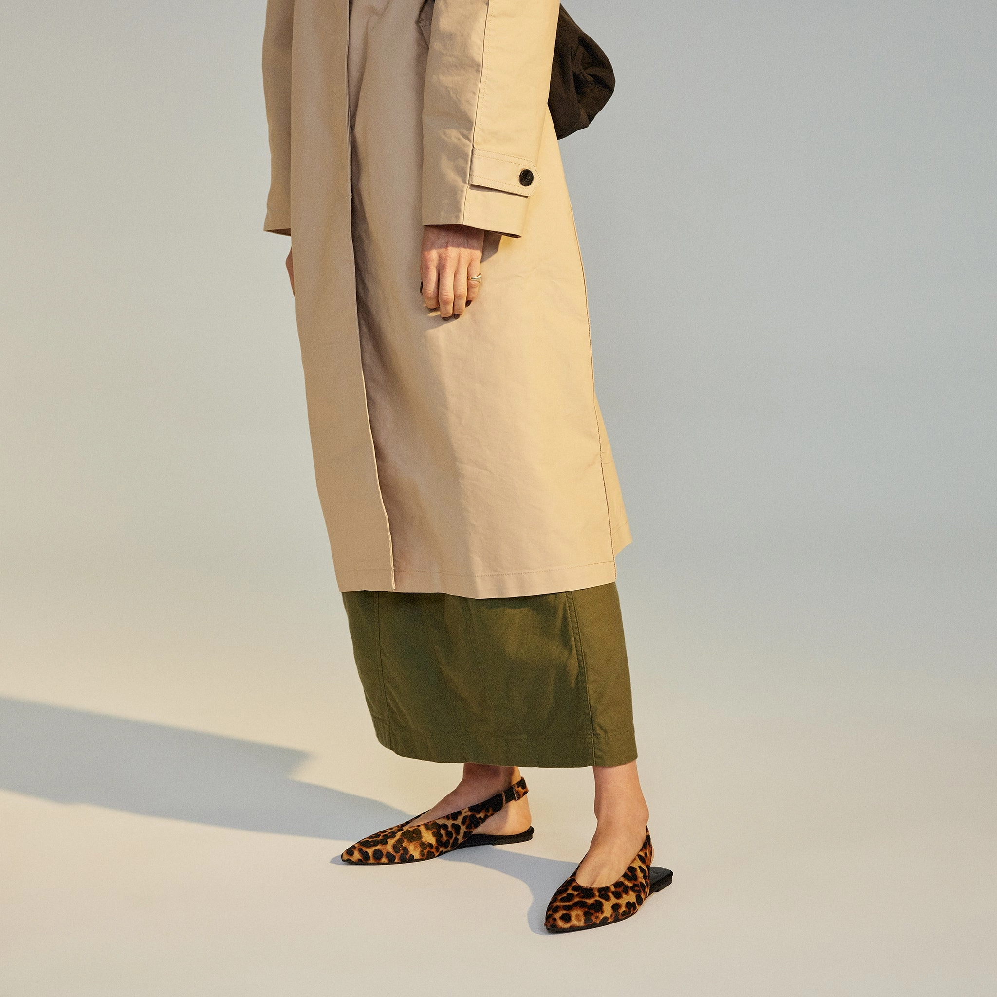 Pointed Slingback Dark Camel Leopard Steady Hike Green Leaf