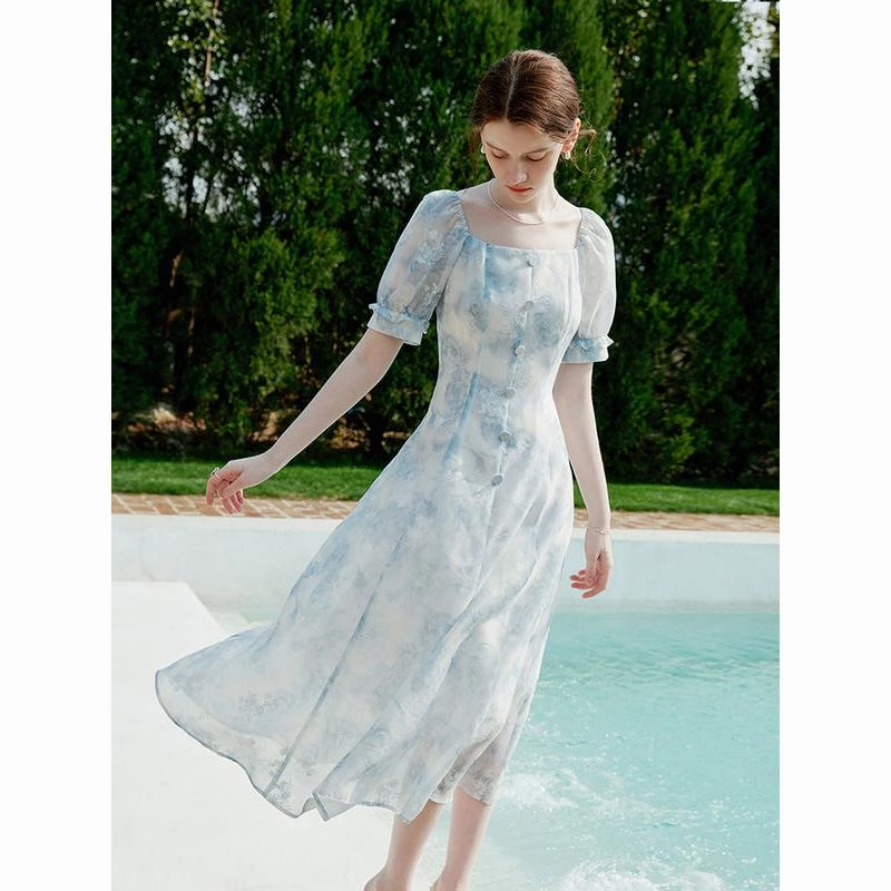 british retro Elegant fit for formal occasions Summer Elegance: Blue Floral Mid-Calf Dress for Women