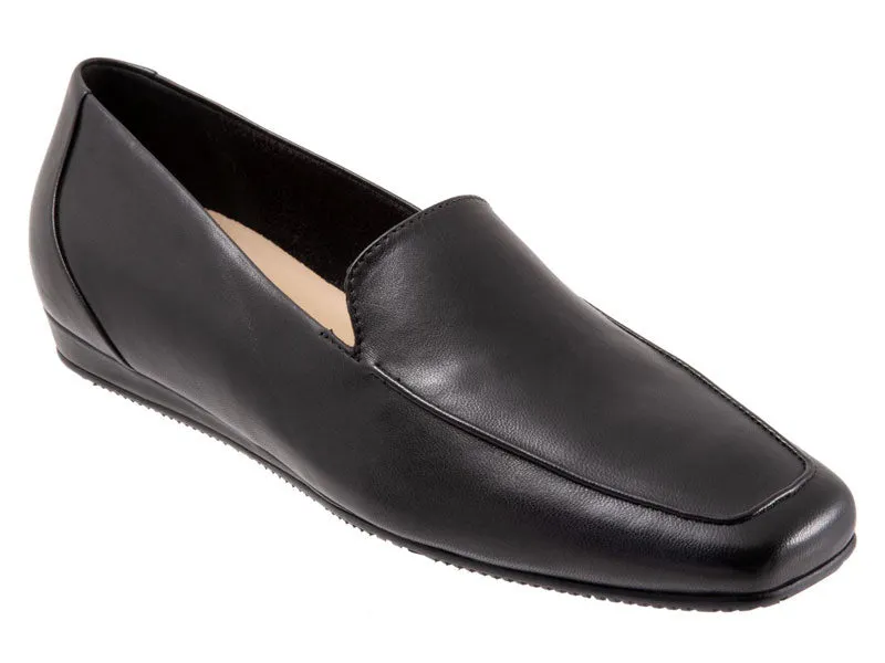 Softwalk Vista - Womens Loafers Casual Shoes Toe box