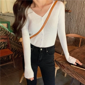 product camping suitability New V-neck Single-breasted Solid Color Bottom Knit For Women