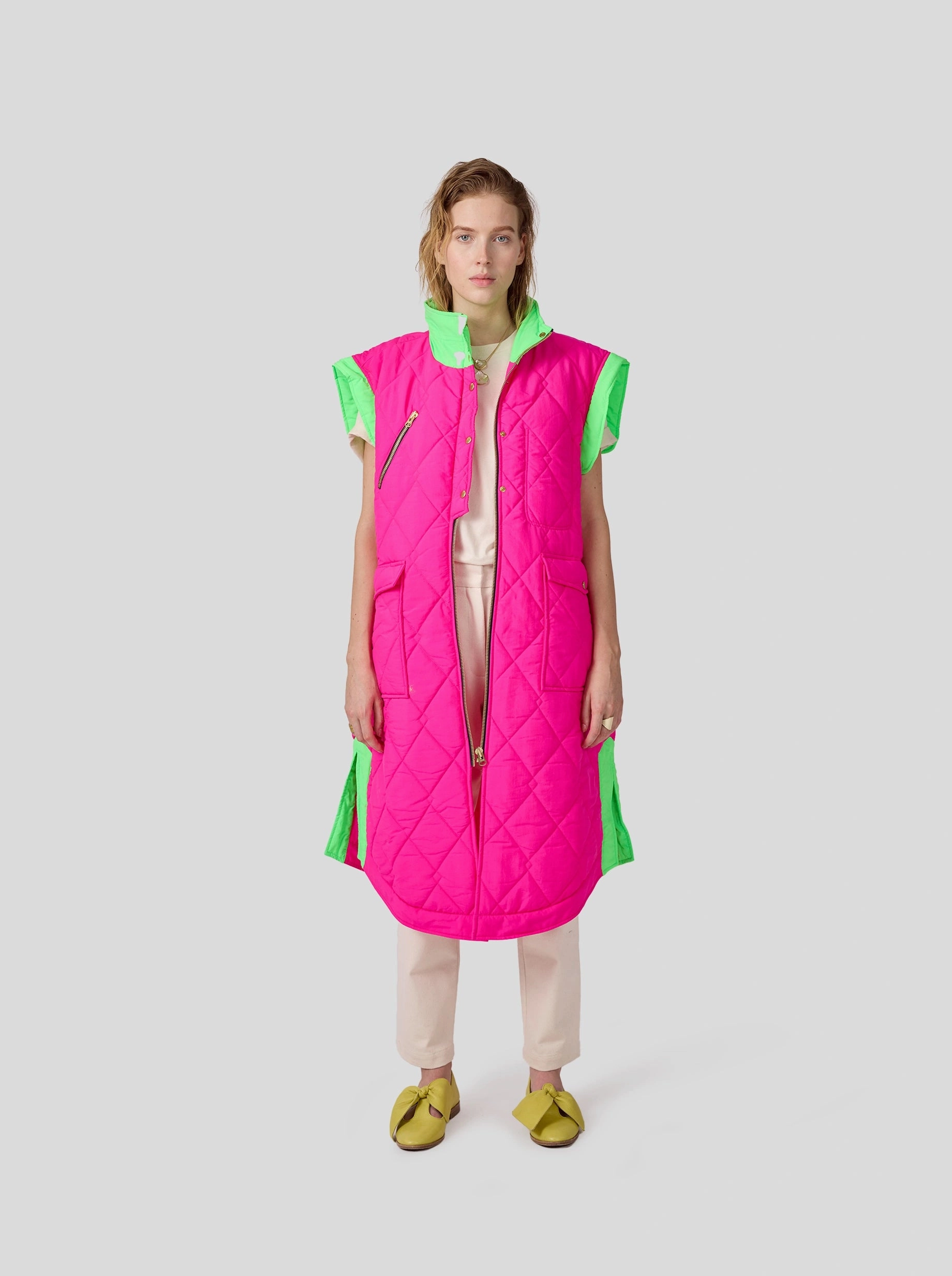 Ultra Soft Brushed Interior Asymmetric Hemline Veste Danny en toile Stabilo Palm Cherry