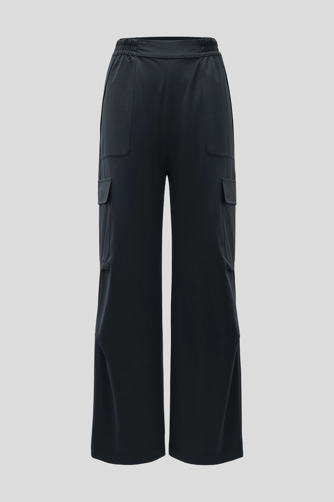 Trail Comfort Adjustable Fit ParaShell ?C Women??s Straight-Leg Cargo Pants Relaxed Fit Multi-Pocket Softshell