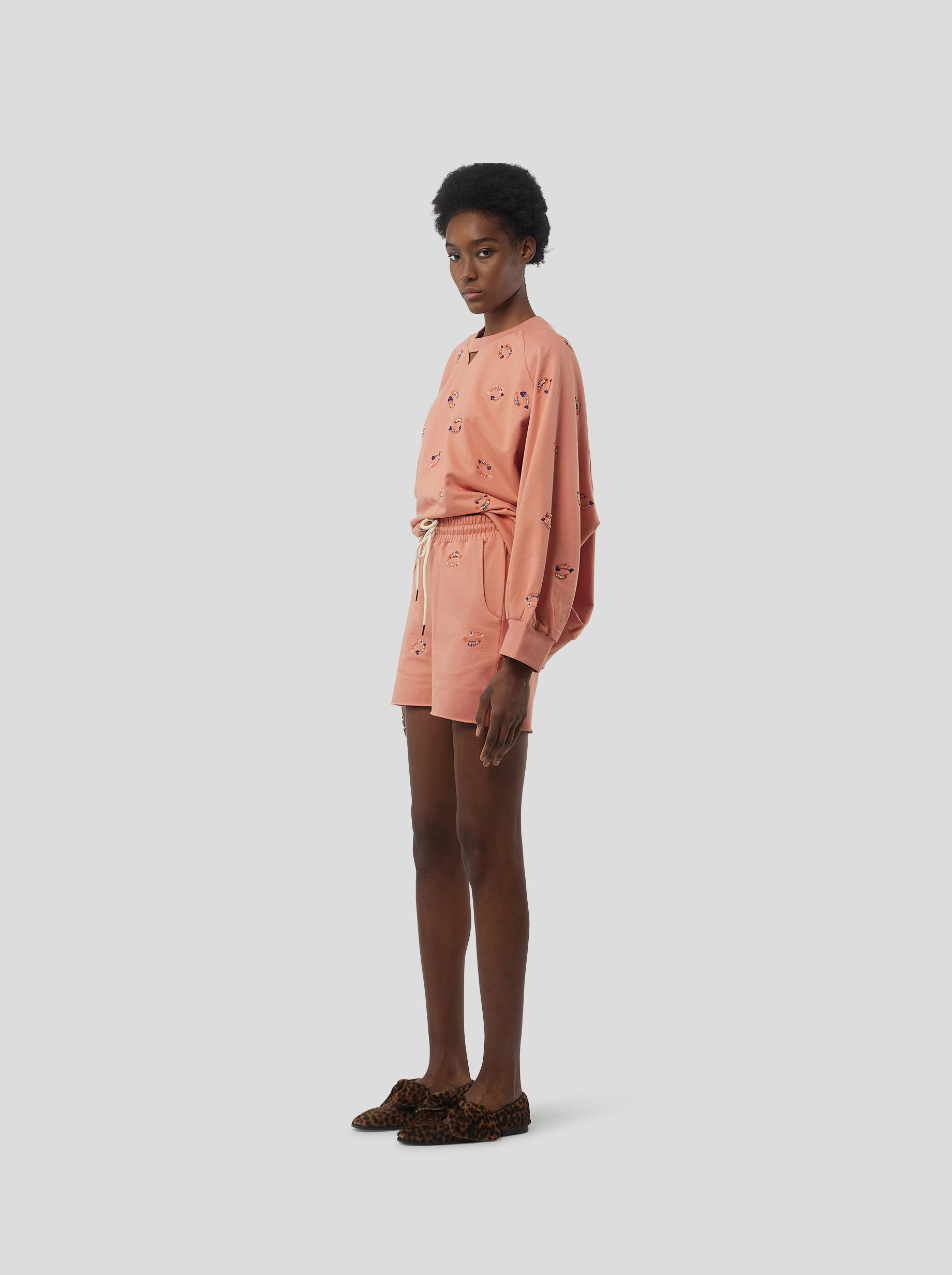 Short Jen en Fish bone Odor Resistant Coating Glide On Waist System