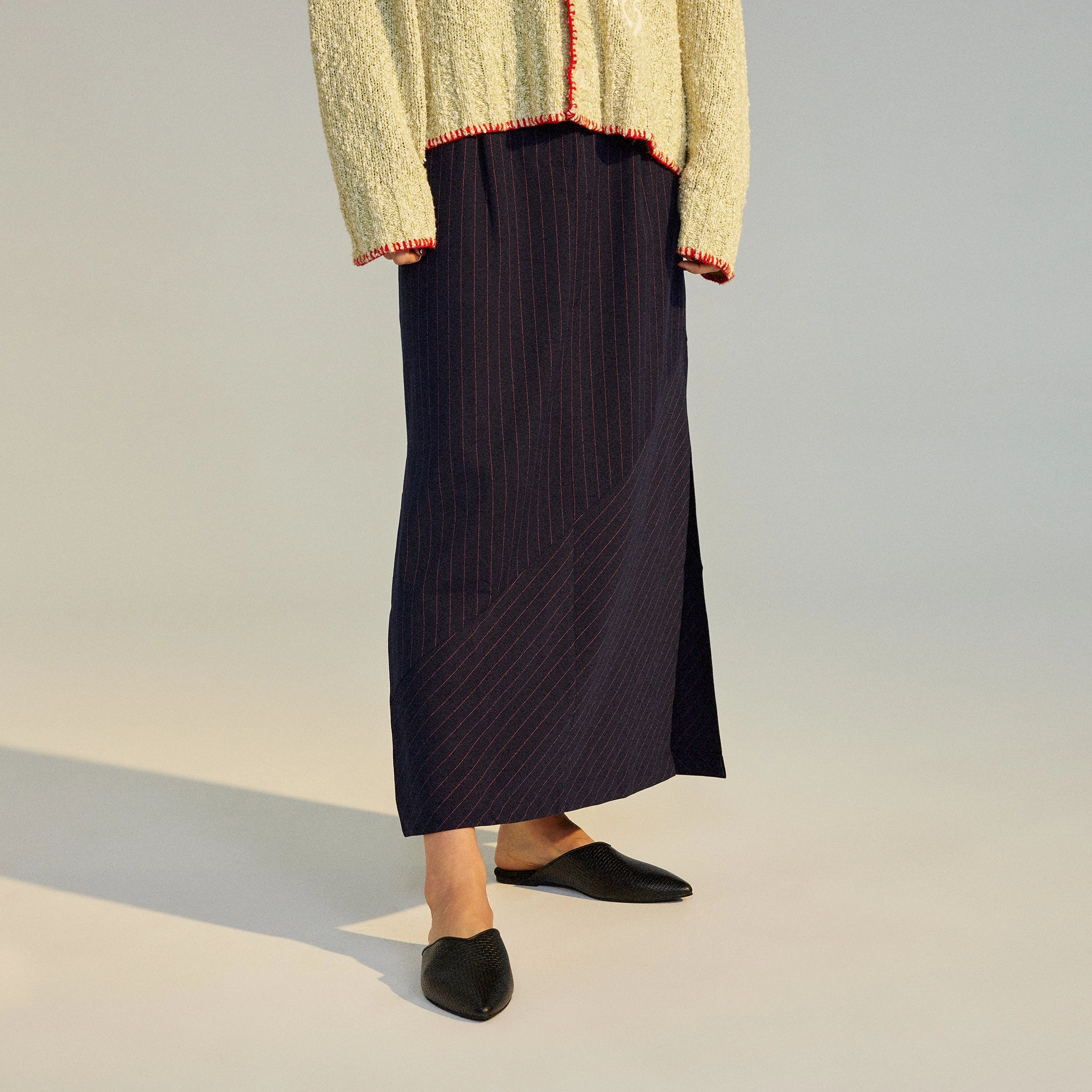 Breathable mesh upper Fresh Daily Pointed Mule Embossed Black