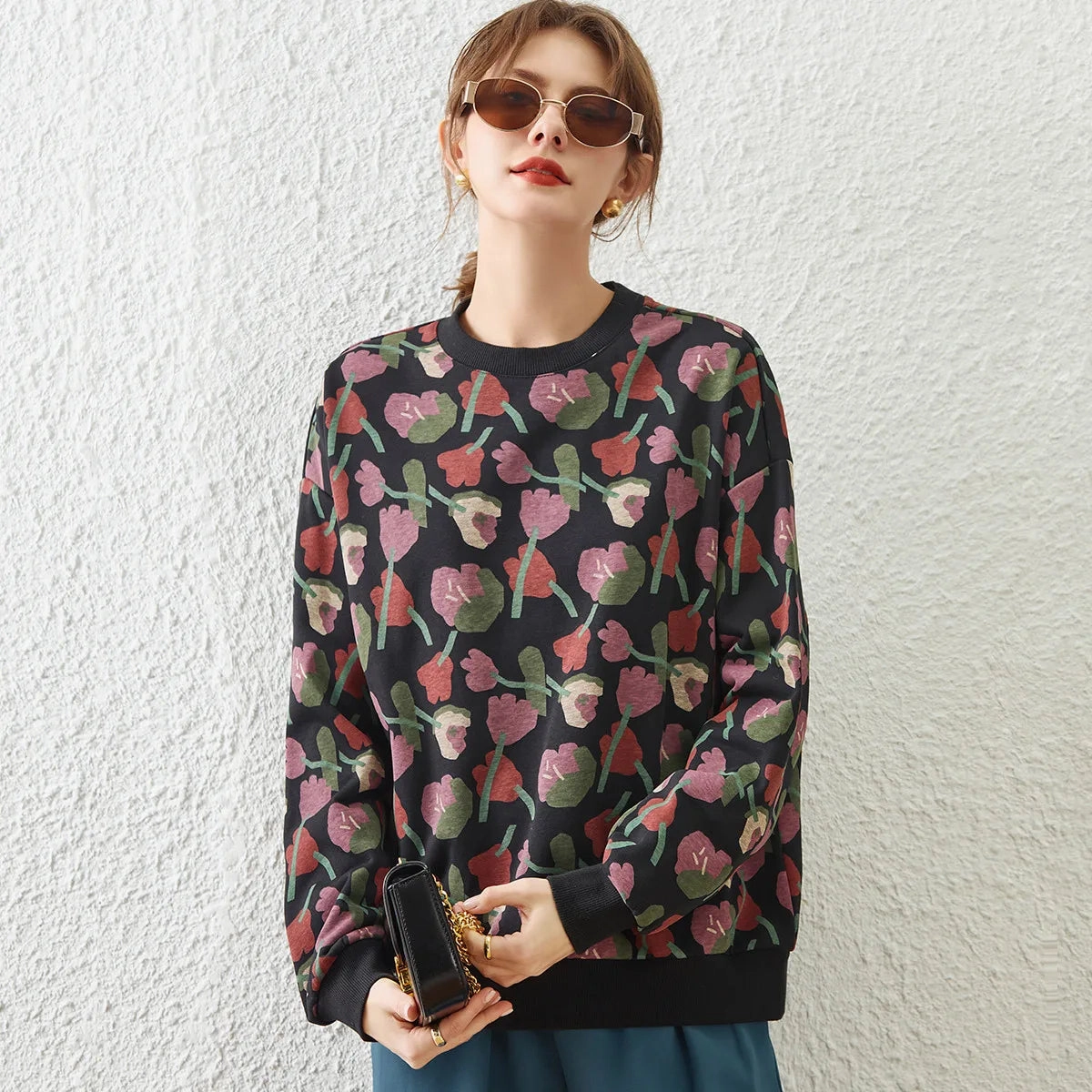 Sweatshirt Retro Floral Print Loose-Fit Pullover - Casual Style Ombre