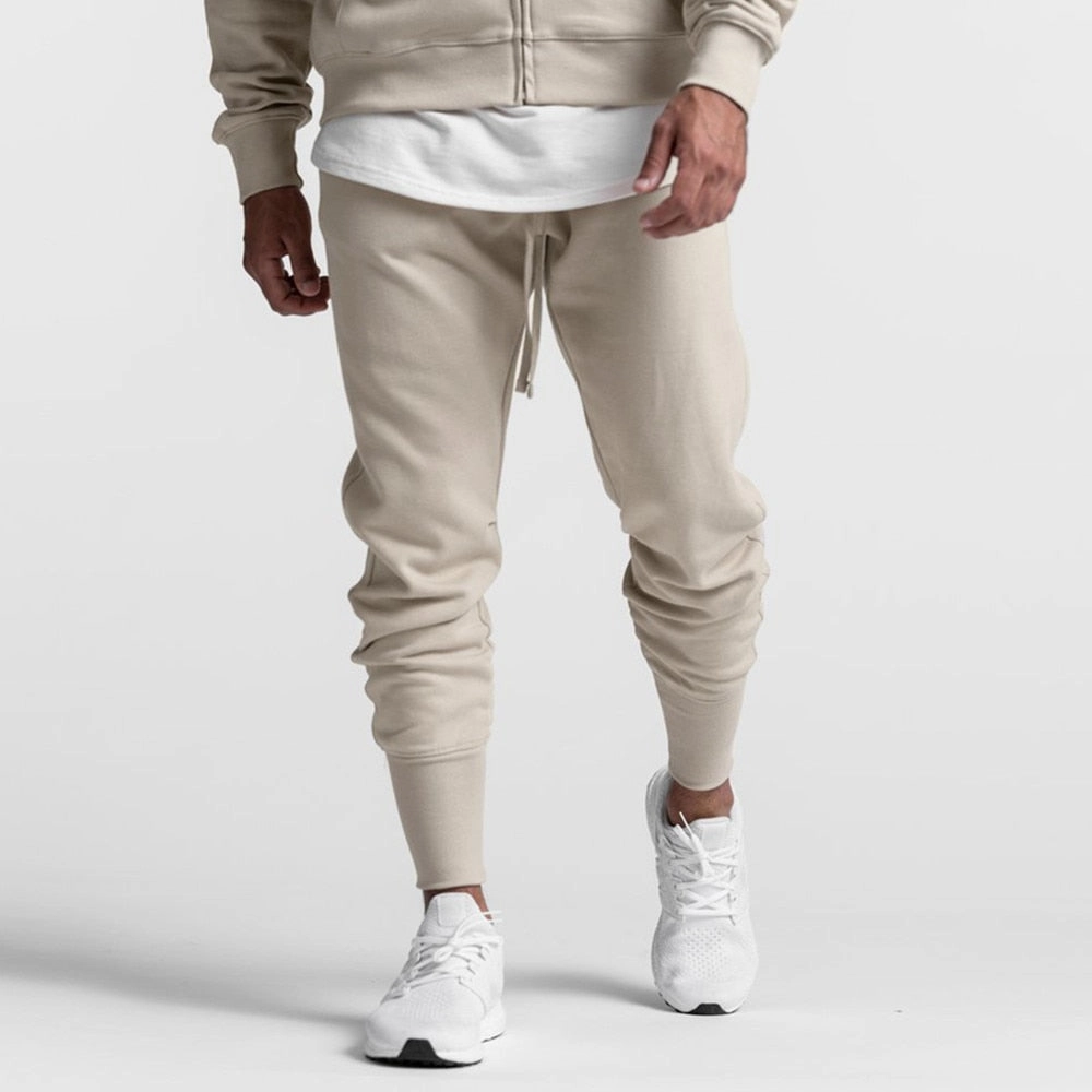 West Louis? Streetstyle Sweatpants tailored look