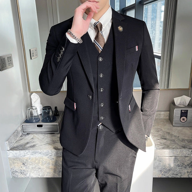 West Louis? Designer Tailor Business Elegant 3 Piece Suit Sleek Professional Comfort and Precision