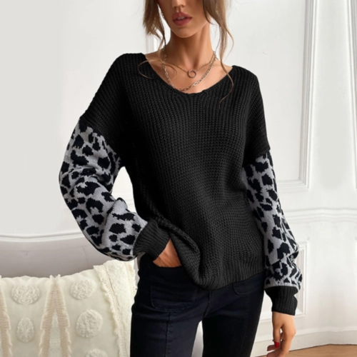 Noise Reducing Fabric Womens V Neck Sweater With Leopard Print Sleeves